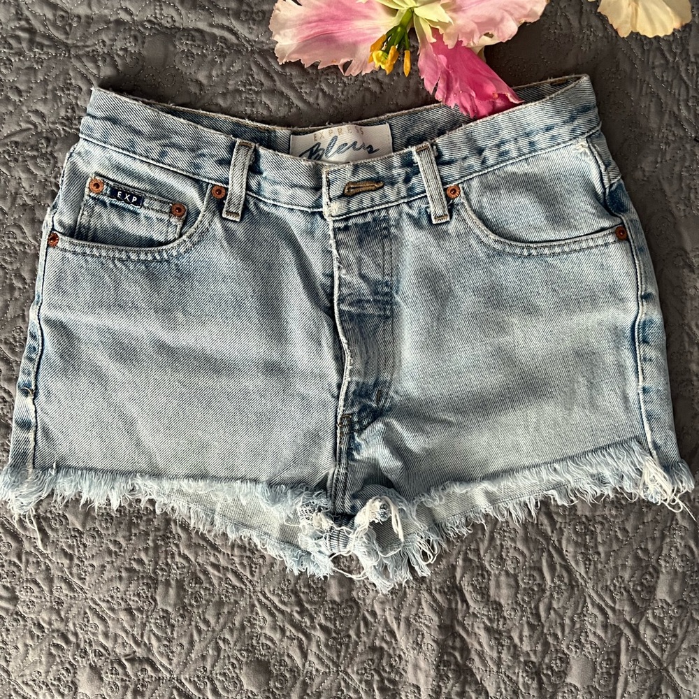 VTG Express Bleus Denim Women’s Shorts Cut-Off Distressed Light Blue M Rise